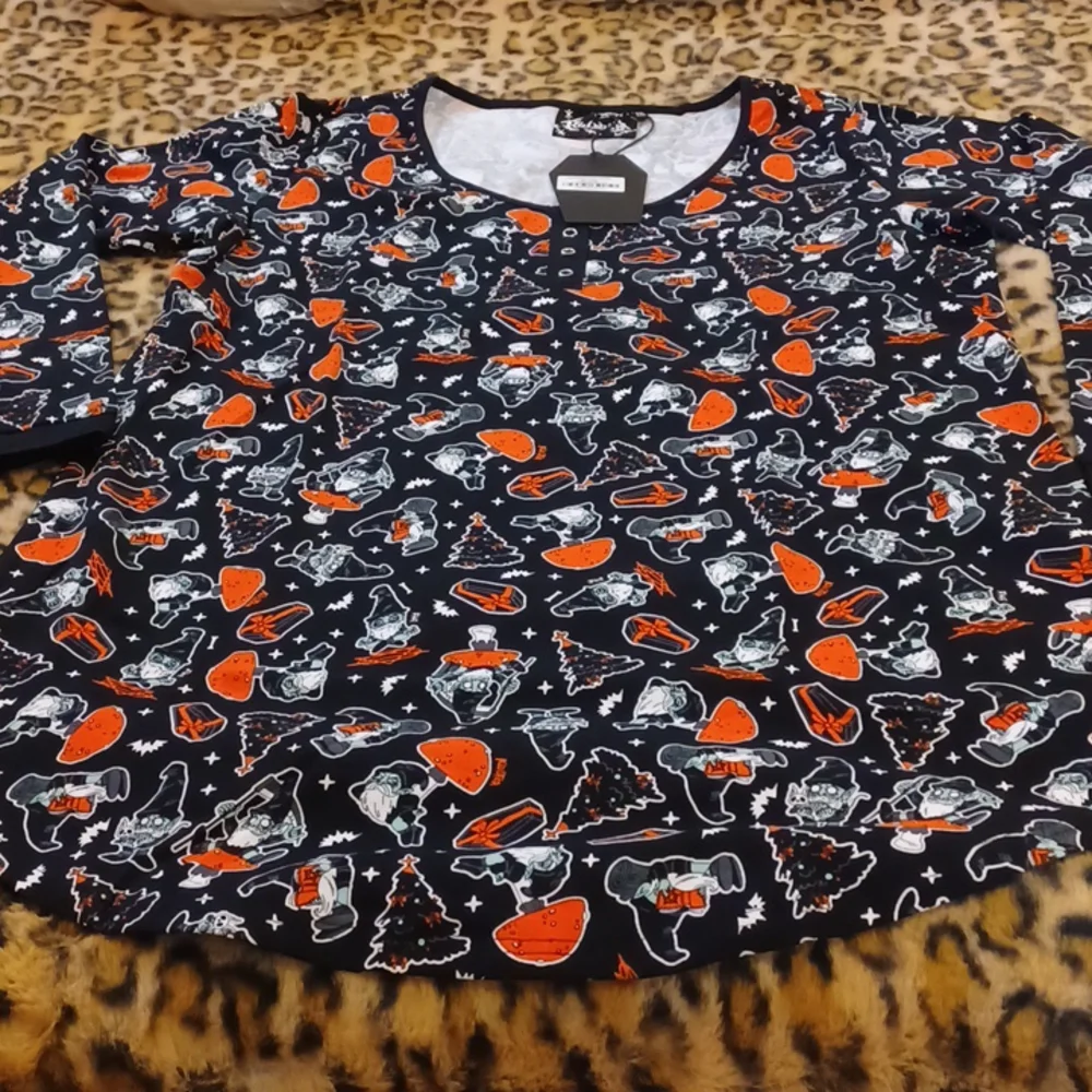 NWT KILLSTAR 2X SLEEPDRESS LONG-SLEEVED SUPER SOFT AND STRETCHY BLACK WITH ORANG - Picture 3 of 8